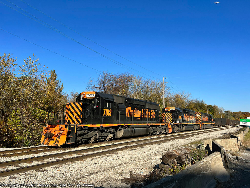 WE 7013 basks in the late October sun.